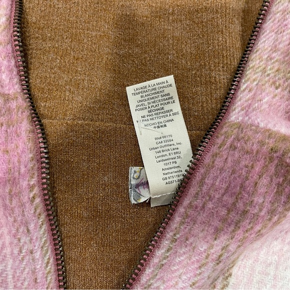 NWOT Free People Woodstock Brushed Blush Combo Plaid Poncho Pockets - Picture 6 of 7